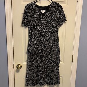 Black & White Floral Short-Sleeve Dress